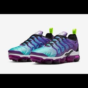 W NIKE AIR VAPORMAX PLUS
